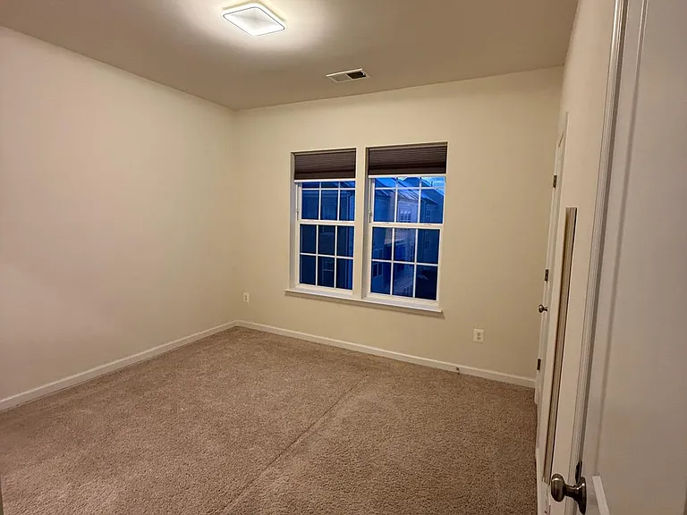 23910 Catawba Hill Dr — Photo 24