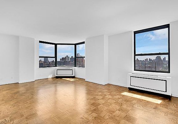 3rd image of 247 W 87th St #16A