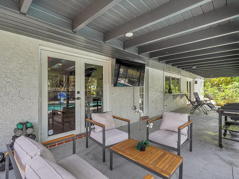 10108 SW 53rd Ct — Photo 39