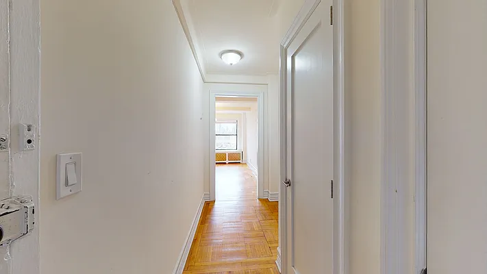 Rented by Bond New York | media 22