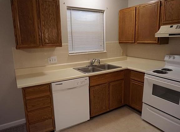 Kitchen is light & bright.