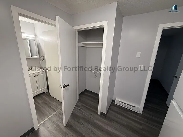 340 Buffinton St #5 — Photo 6