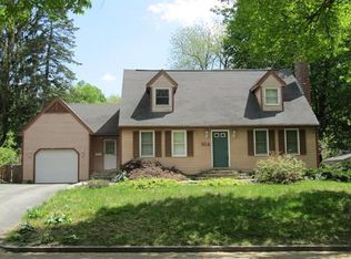30 Kinnicutt Rd, Worcester, MA 01602