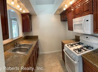 22012 Hawaiian Ave APT C, Hawaiian Gardens, CA 90716
