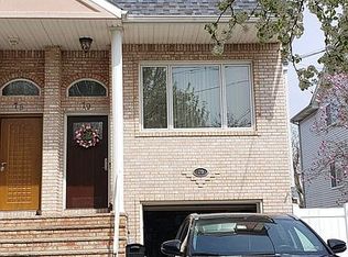 79 Glover St, Staten Island, NY 10308
