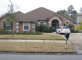 2456 Country Side Dr, Fleming Island, FL 32003