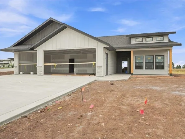 1406 Blue Sage Rd, Spearfish, SD 57783