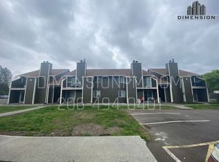 Refreshed 2 bed 1 bath in the City of Pacific! Easy to Tour! (close to trails!), Pacific, WA 98047