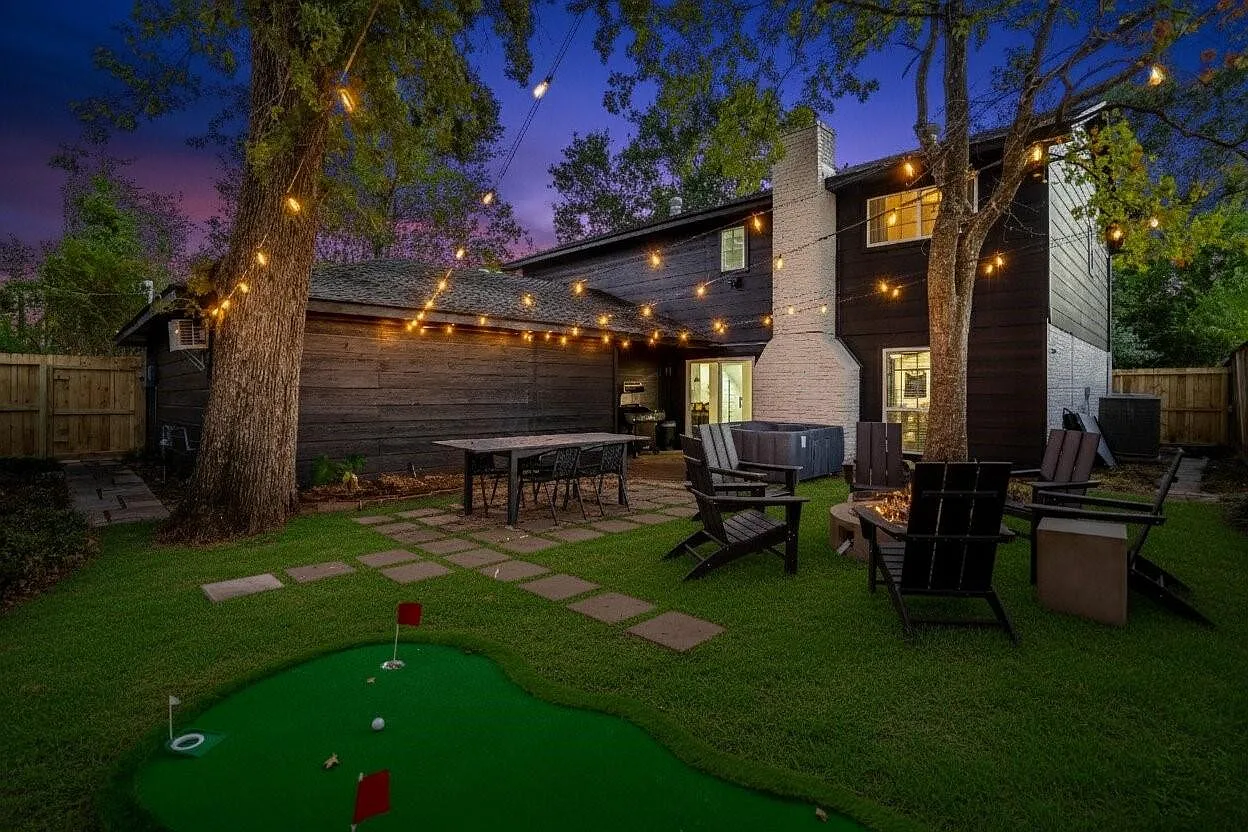 4 bed, 2.5 bath, 2665 sqft, $6,950 — Photo 4