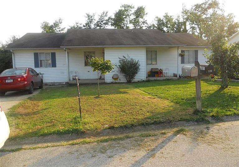 1st image of 126 Lee Dr