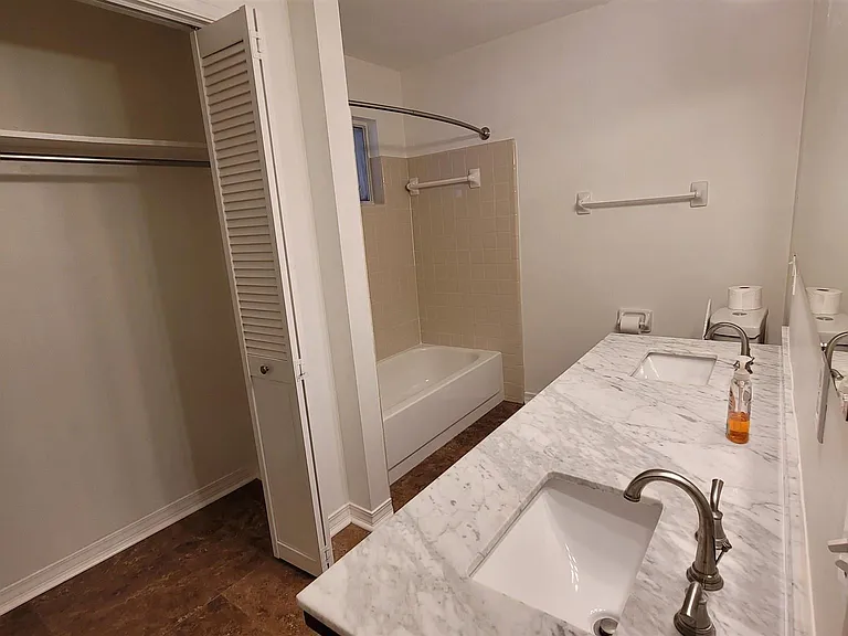 4559 Tradewinds Dr — Photo 7