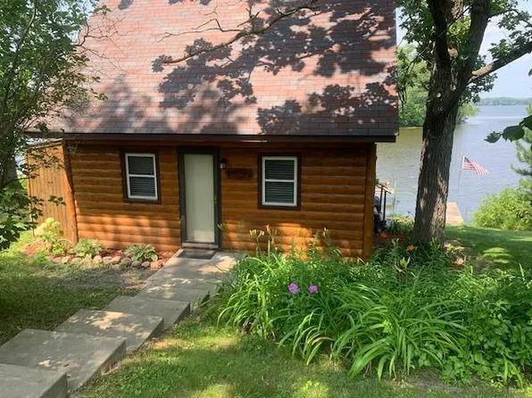 26973 Legend St, Mora, MN 55051