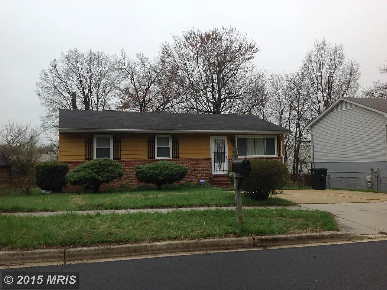 1606 Warren Ave photo 1