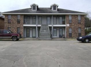 202 Cantal Dr, Lafayette, LA 70507