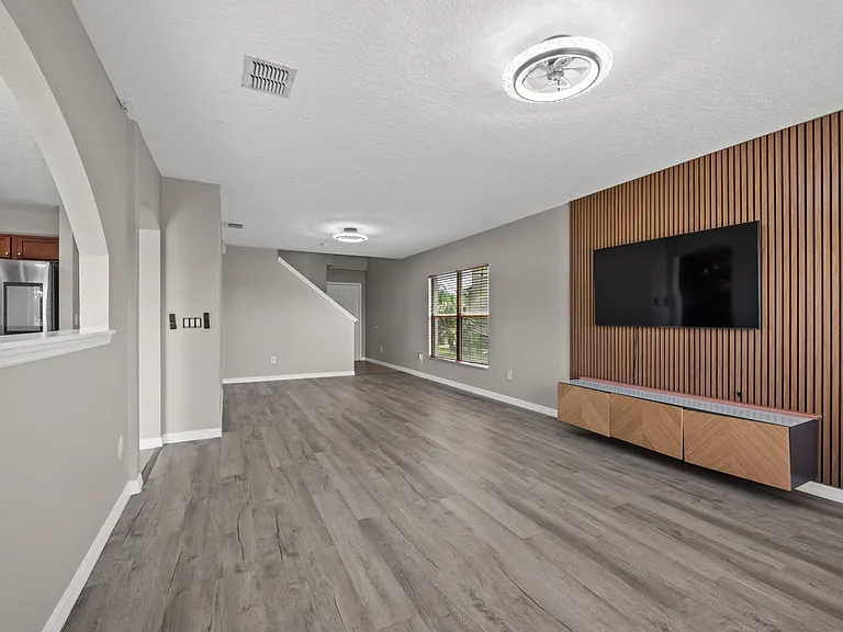 1752 Portcastle Cir — Photo 14