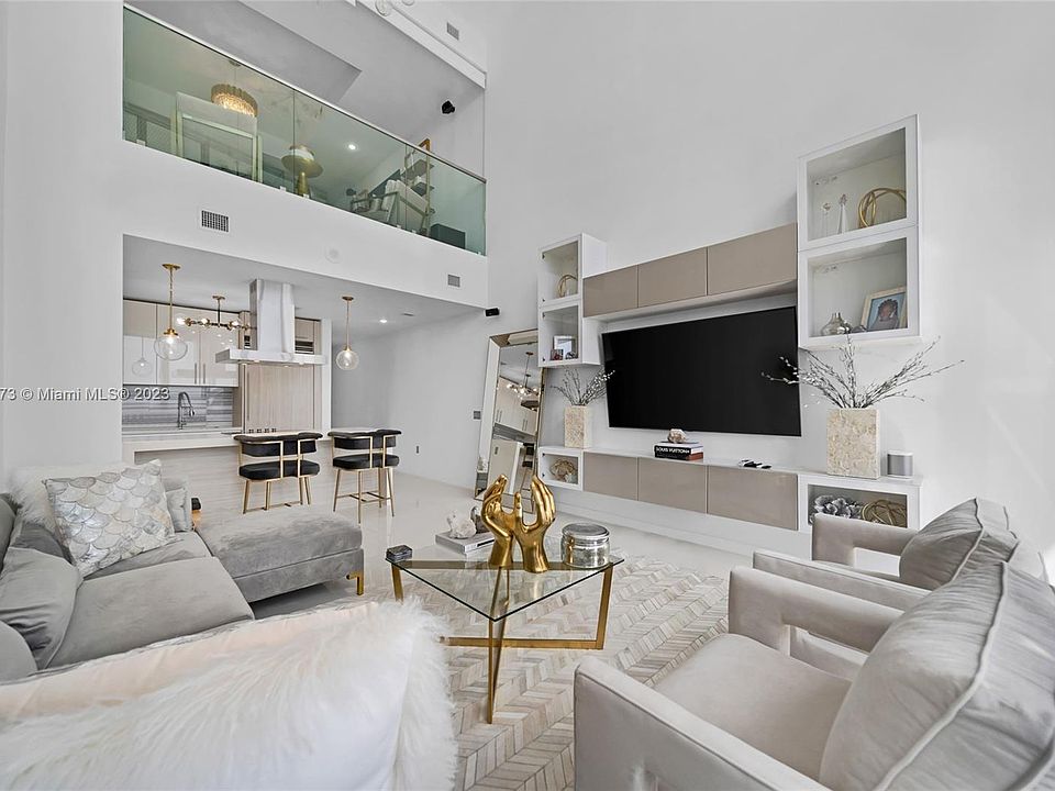 1st image of 1100 Biscayne Blvd Unit 2505