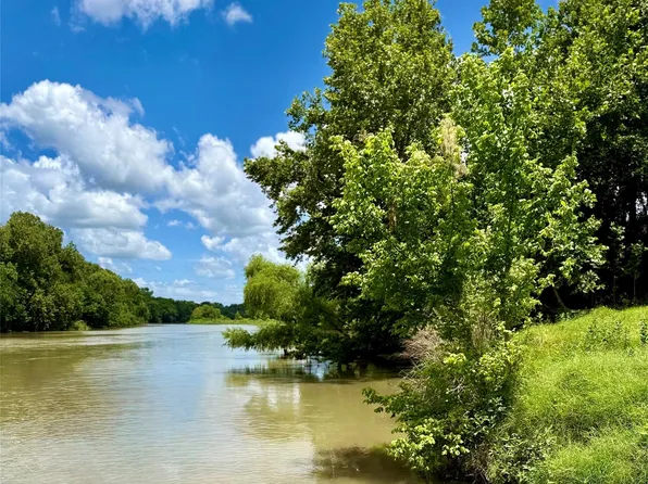 314 Fm 2571, Smithville, TX 78957
