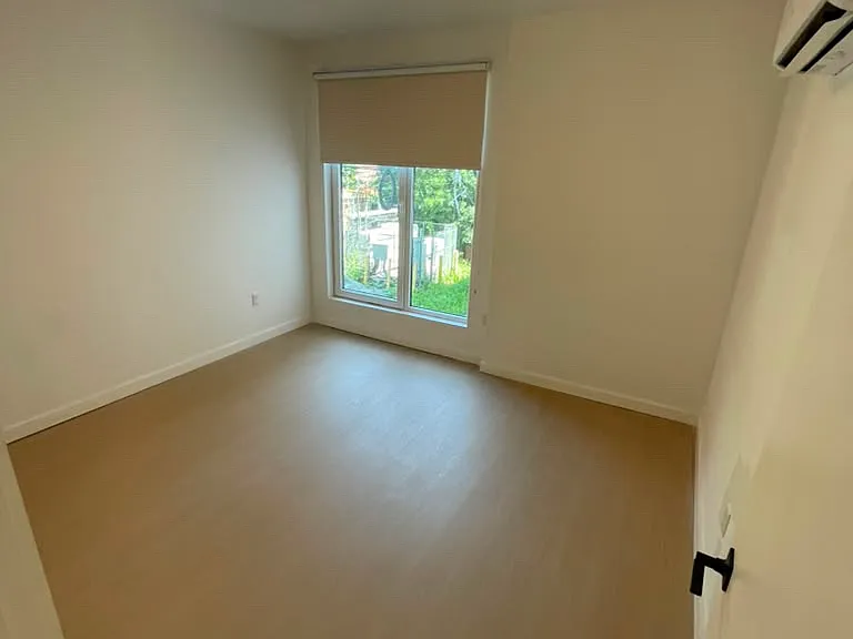 74 Webster St #2F — Photo 6