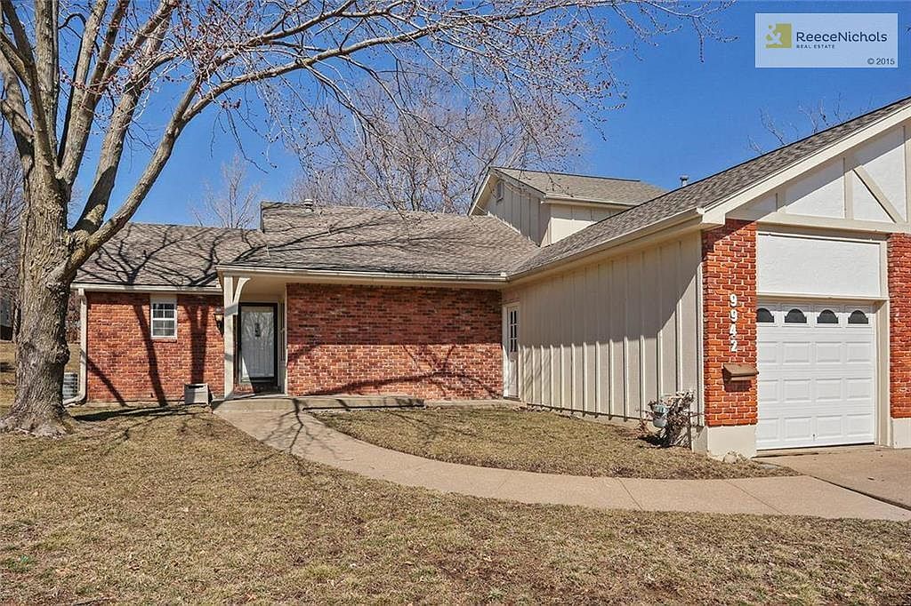 9942 Edelweiss Cir, Merriam, KS 66203 Zillow
