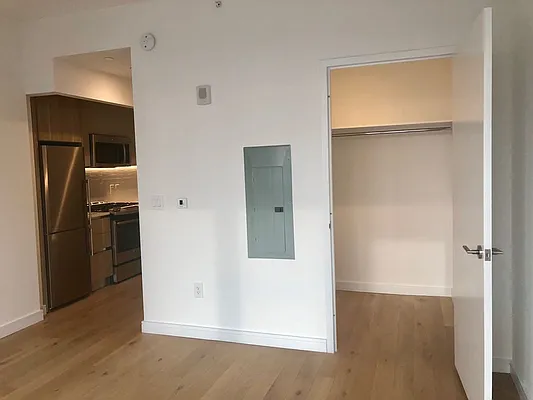 Rented by Stonehenge NYC LLC | media 4