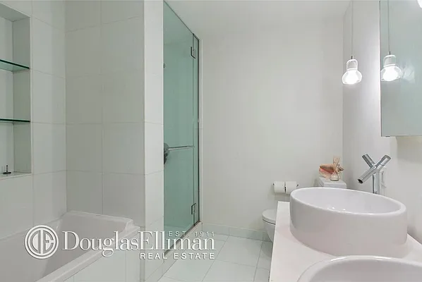 Rented by Douglas Elliman | media 14