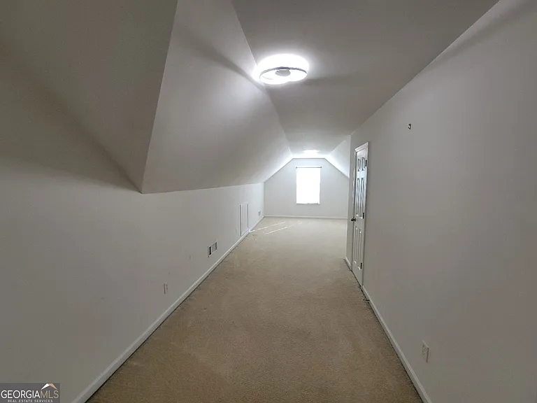 175 Stillwood Dr — Photo 25