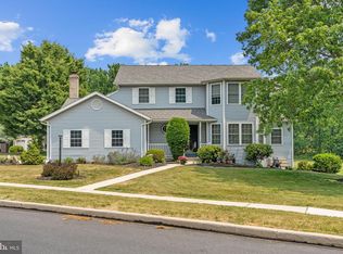 386 Jamestown Ct, Harrisburg, PA 17111