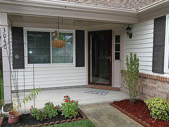 2nd image of 3040 Winterberry Ln