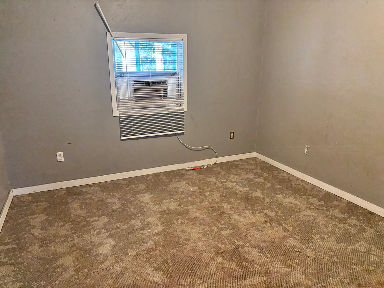 4 bed, 1400 sqft, $1,350 — Photo 4