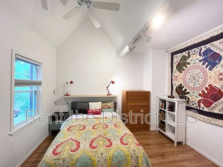 109 P St SW — Photo 19