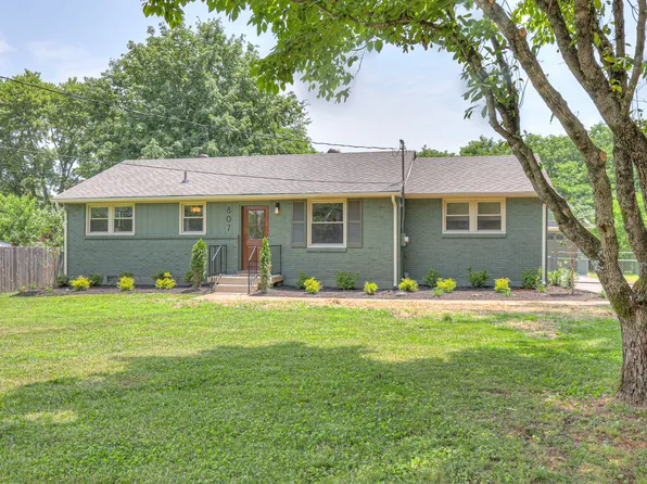 807 Brookfield Dr, Murfreesboro, TN 37130