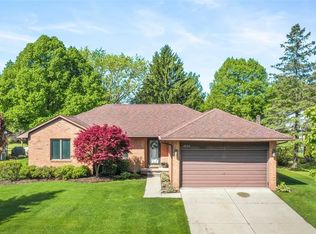 3020 Sandoval Dr, Lake Orion, MI 48360