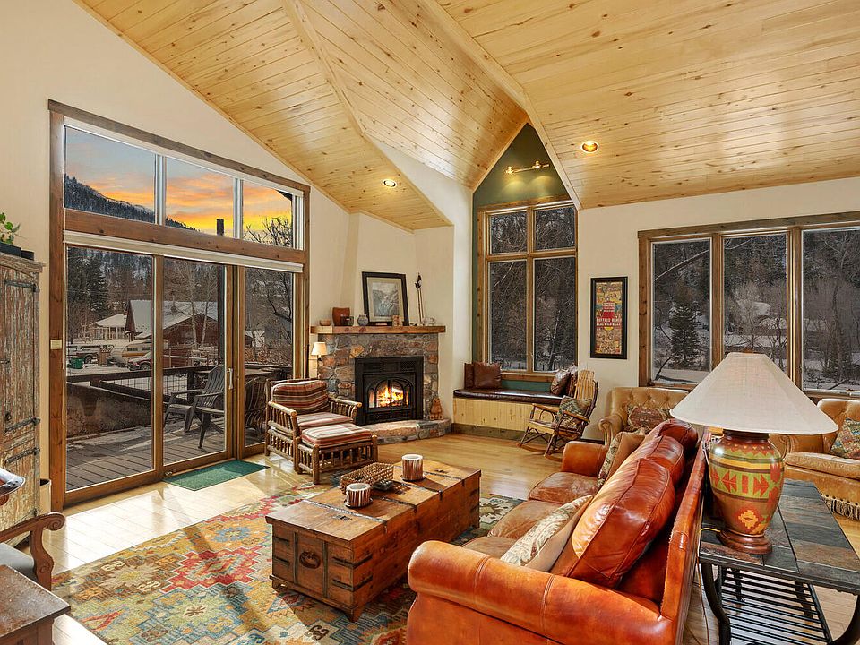 1st image of 115 7th Ave #1-2-3