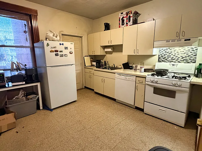 53 Brackett St #1 — Photo 8
