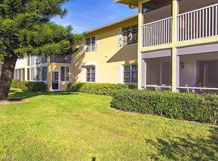 501 Teryl Rd APT 6, Naples, FL 34112