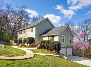 1420 Gold Crest Dr, Hixson, TN 37343
