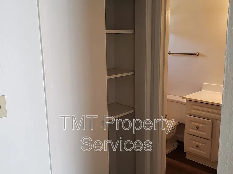 2743 2nd Ave #6 — Photo 3