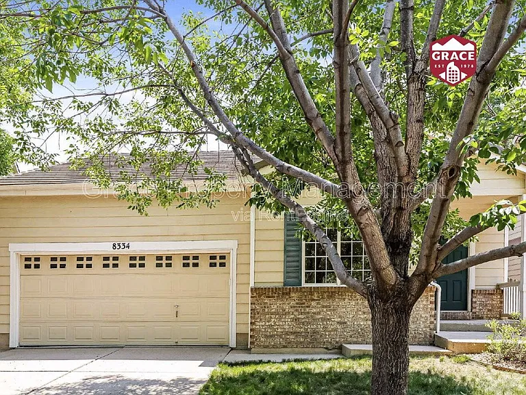 8334 S Quay Ct — Photo 1