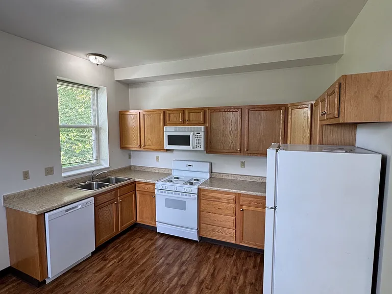440 Boggs Ave #1 — Photo 2