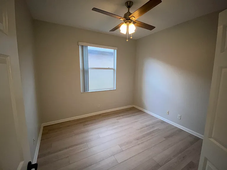 1215 Rosegate Blvd — Photo 30