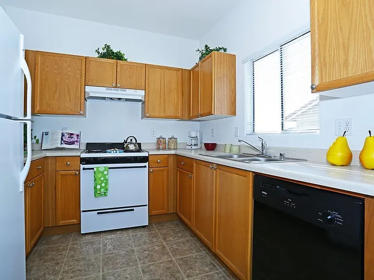 Diamond Vista — Photo 24
