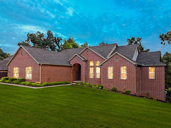 4th image of 4055 E Caston Drive