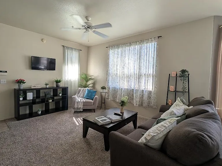 2 bedroom deluxe living room