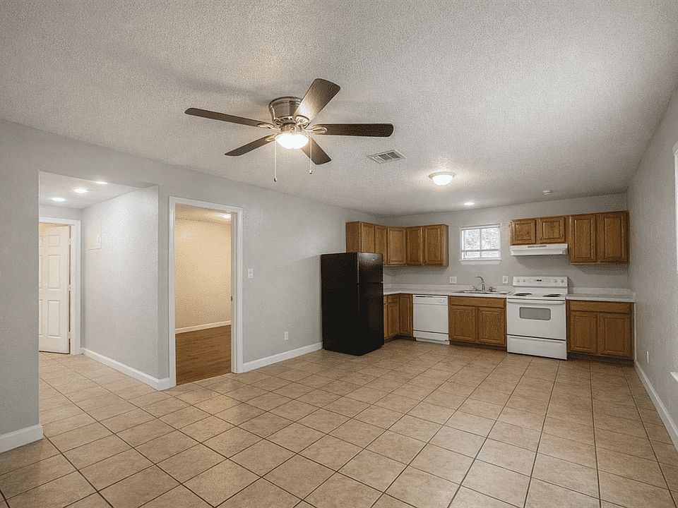 1st image of 6721 Brothers Ln