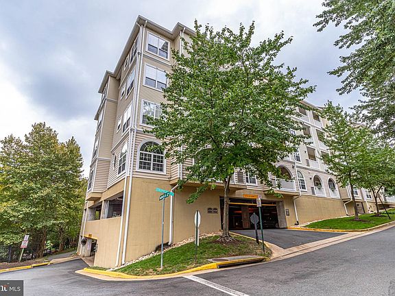2nd image of 4550 Strutfield Ln APT 2125