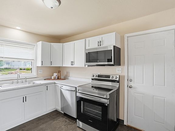2nd image of 3311 W Rapid St #1