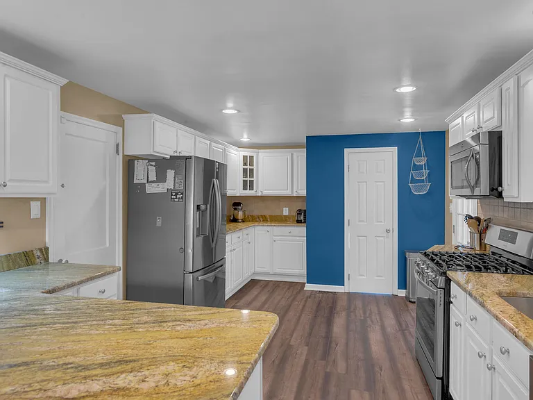 247 Lawnside Ave — Photo 23