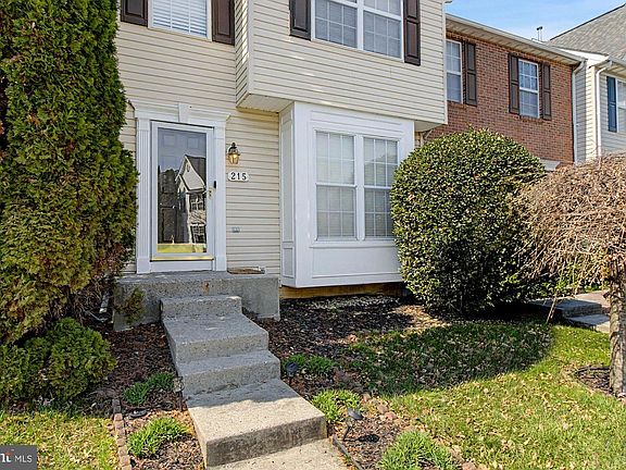 4th image of 215 Carolstowne Rd