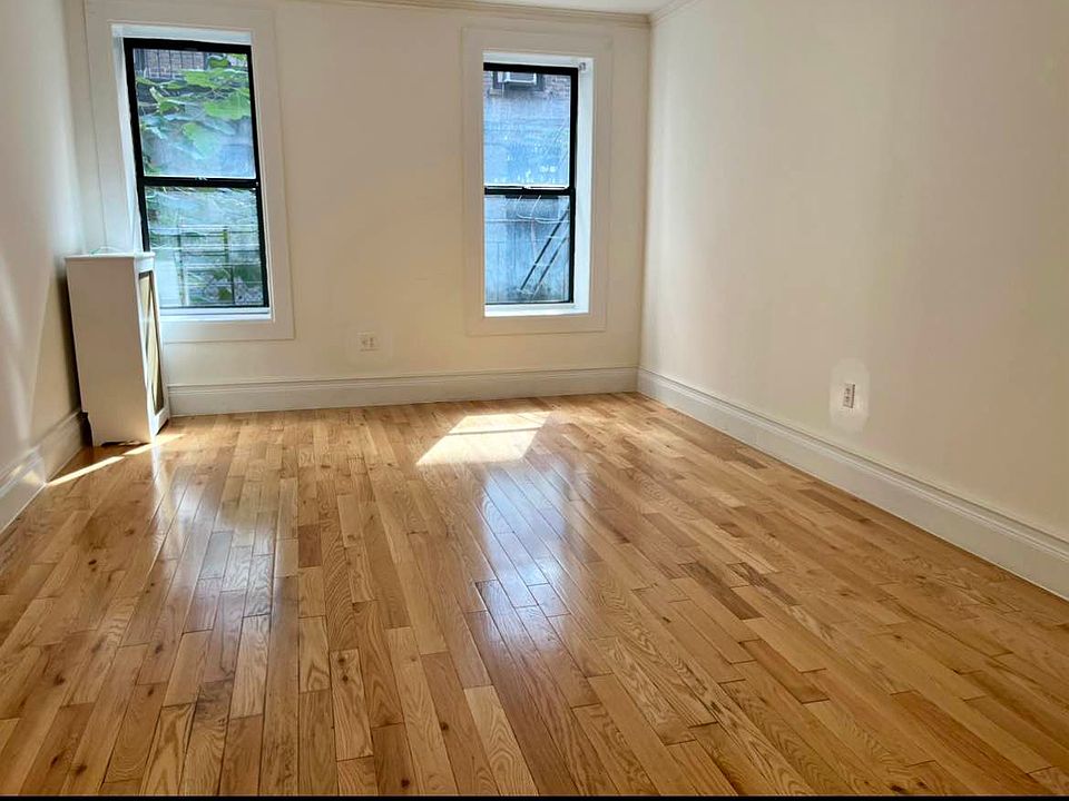 2nd image of 640 W 171st St #4