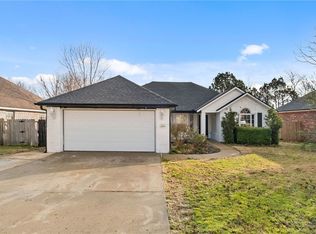 2541 Appleglen, Springdale, AR 72764
